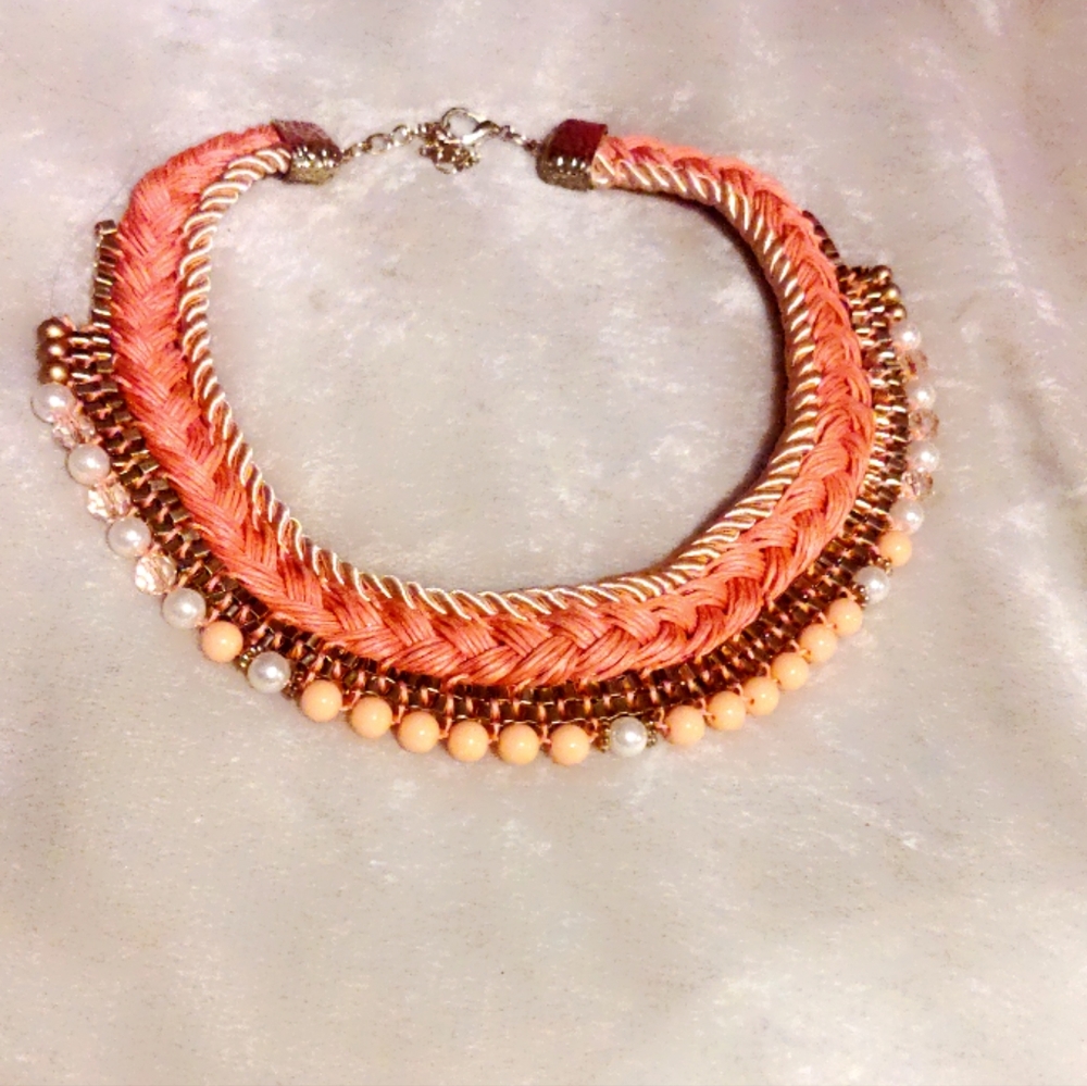 🌟 3 for $20 Thread Necklace